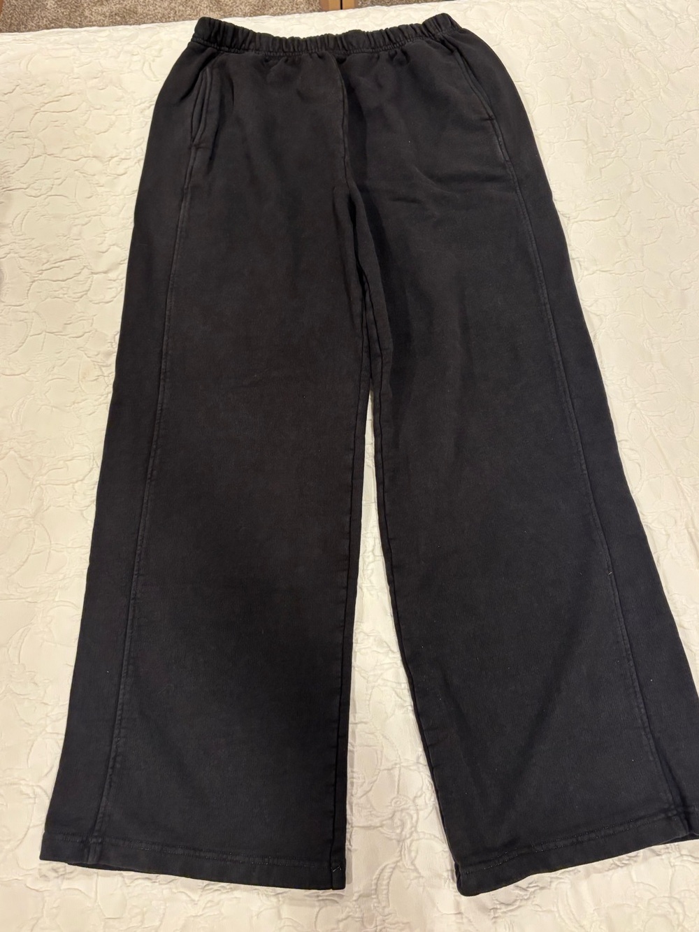 Carly Jean Los Angeles Black Wide-Leg Sweatpants